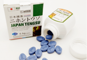 Thuốc thảo dược tình yêu Japan Tengsu không được khuyến cáo sử dụng trong các trường hợp sau: nam giới dưới 18 tuổi; người bị dị ứng với các thành phần của sản phẩm; đàn bà; những người có vấn đề về tiêu hóa, bệnh tim hoặc huyết áp cao, và những người bị trầm cảm và lo lắng.